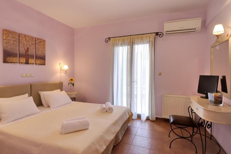 Byzantinon Hotel Leonidio Ngoại thất bức ảnh