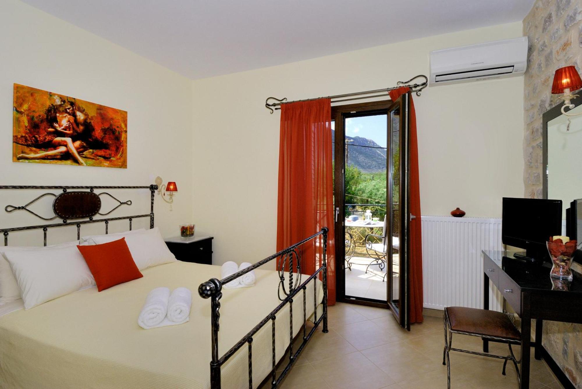 Byzantinon Hotel Leonidio Ngoại thất bức ảnh