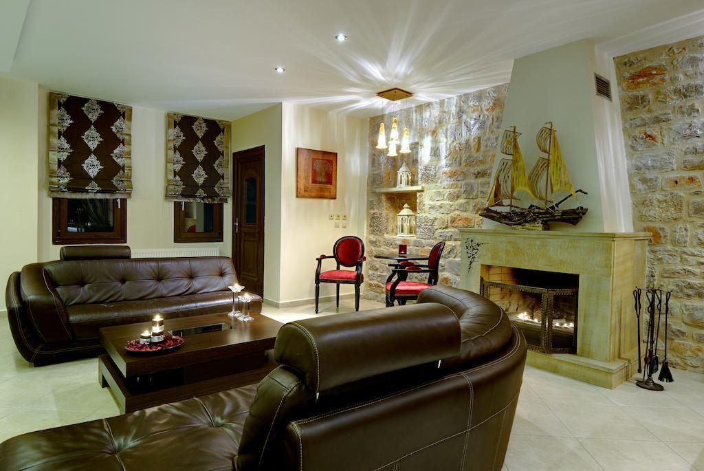 Byzantinon Hotel Leonidio Ngoại thất bức ảnh