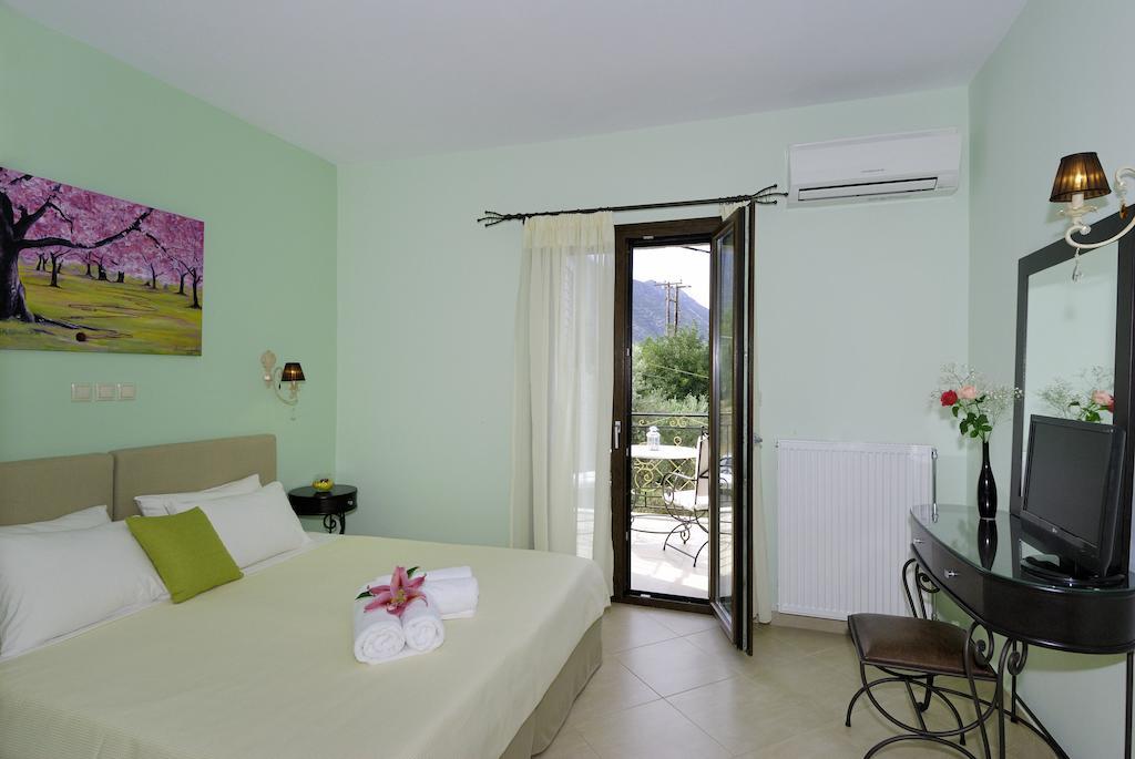 Byzantinon Hotel Leonidio Ngoại thất bức ảnh