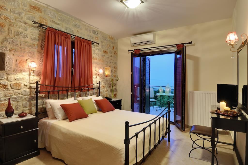 Byzantinon Hotel Leonidio Ngoại thất bức ảnh